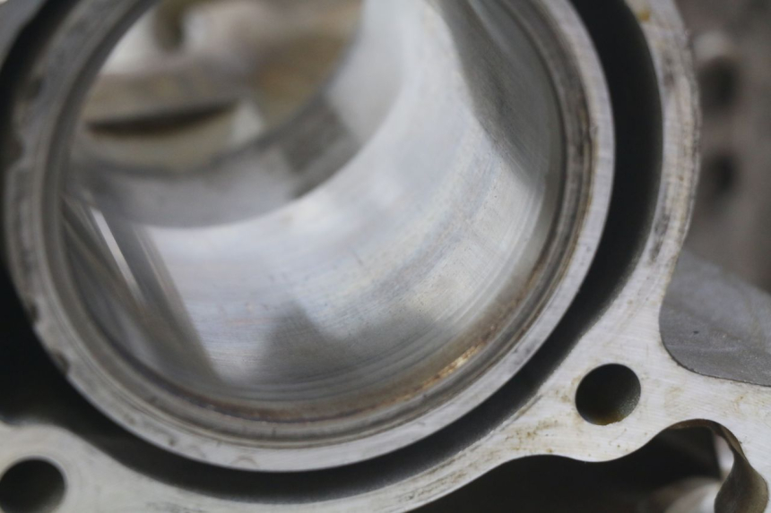 photo de CÁRTER DE MOTOR INFERIOR HONDA CBF 500 (2004 - 2007) - Foto de producto adicional