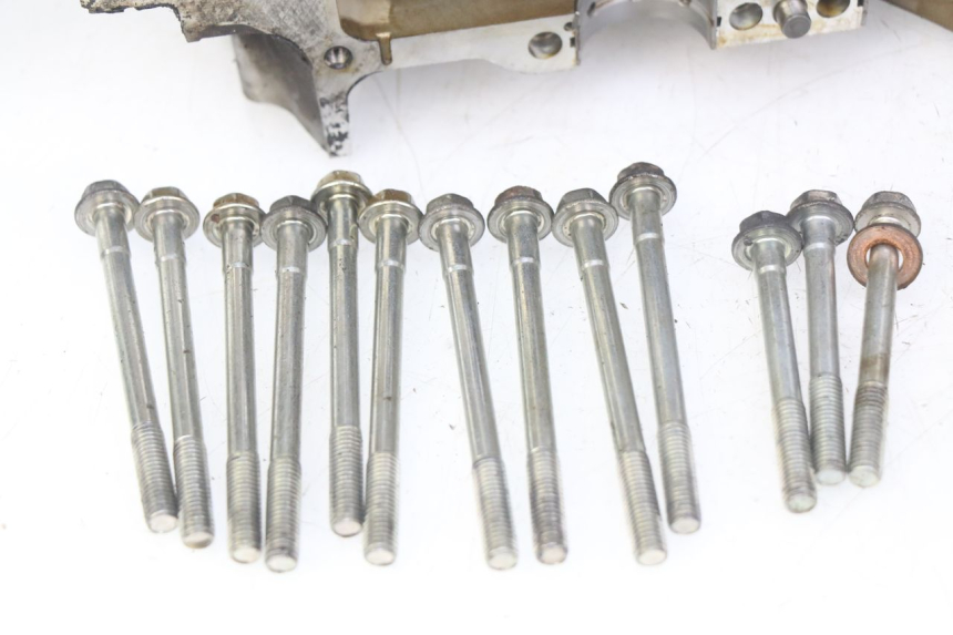 photo de CÁRTER DE MOTOR INFERIOR HONDA CBF 500 (2004 - 2007) - Recambio usado revisado