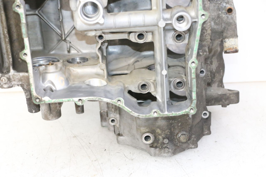 photo de CARTER HONDA CBR RR FIREBLADE 900 (1992 - 1994) - Perfil de la pieza de repuesto