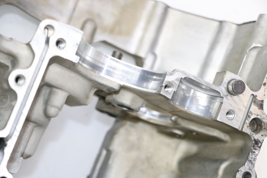 photo de CARTER HONDA CBR RR FIREBLADE 900 (1992 - 1994) - Zoom sobre los componentes