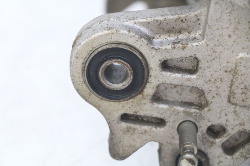 photo de CÁRTER DE MOTOR INFERIOR MASH CITY 4T 50 (2018 - 2020) - Detalles de los puntos de fijación