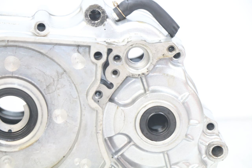 photo de CÁRTER DE MOTOR INFERIOR TNT MOTOR CITY 50 (2007 - 2018) - Ángulo de visión alternativo