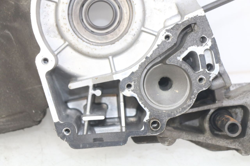 photo de CÁRTER DE MOTOR INFERIOR PEUGEOT CITYSTAR 125 (2011 - 2017) - Ángulo de visión alternativo