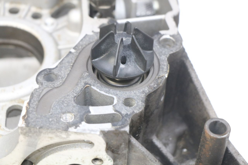 photo de CÁRTER DE MOTOR INFERIOR PEUGEOT CITYSTAR 125 (2011 - 2017) - Zoom calidad de ocasión