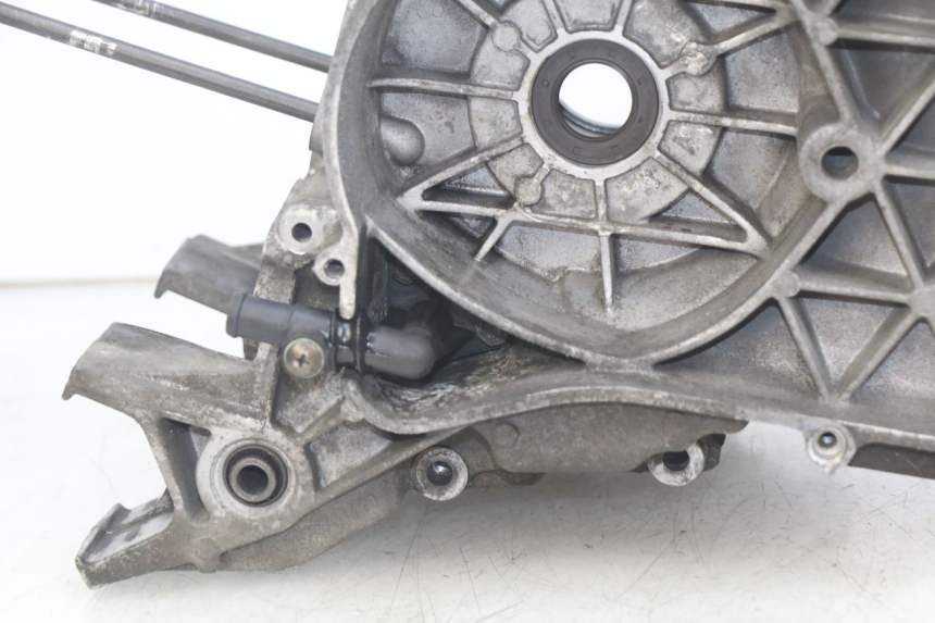 photo de CÁRTER DE MOTOR INFERIOR PEUGEOT CITYSTAR 125 (2011 - 2017) - Recambio usado revisado