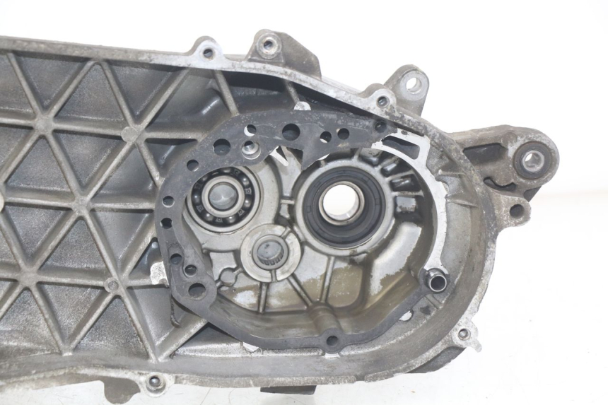 photo de CÁRTER DE MOTOR INFERIOR PEUGEOT CITYSTAR 125 (2011 - 2017) - Marcados y referencias originales