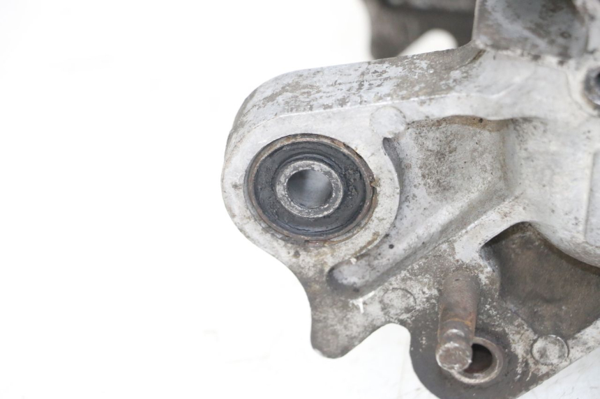 photo de CÁRTER DE MOTOR INFERIOR KYMCO DINK 4T 50 (2007 - 2018) - Otra perspectiva