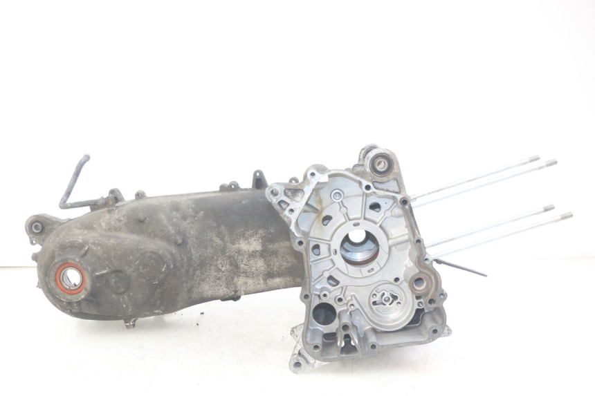 photo de CÁRTER DE MOTOR INFERIOR KYMCO DINK STREET 125 (2009 - 2014) - Características distintivas