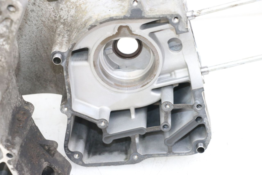 photo de CÁRTER DE MOTOR INFERIOR KYMCO DINK STREET 125 (2009 - 2014) - Otra vista del artículo