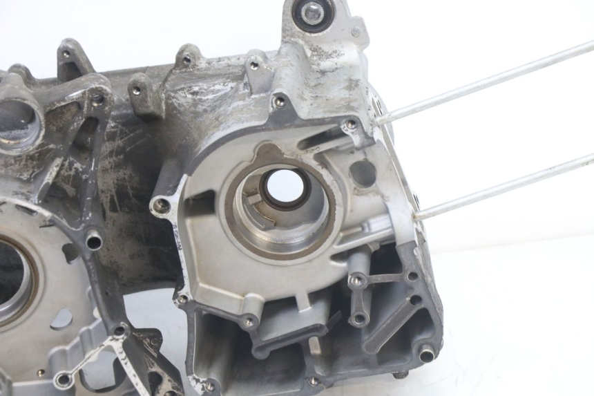 photo de CÁRTER DE MOTOR INFERIOR KYMCO DINK STREET 125 (2009 - 2014) - Marcados y referencias originales