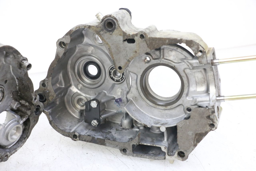 photo de CÁRTER DE MOTOR INFERIOR LONCIN DIRT BIKE 125 - Zoom sobre los componentes