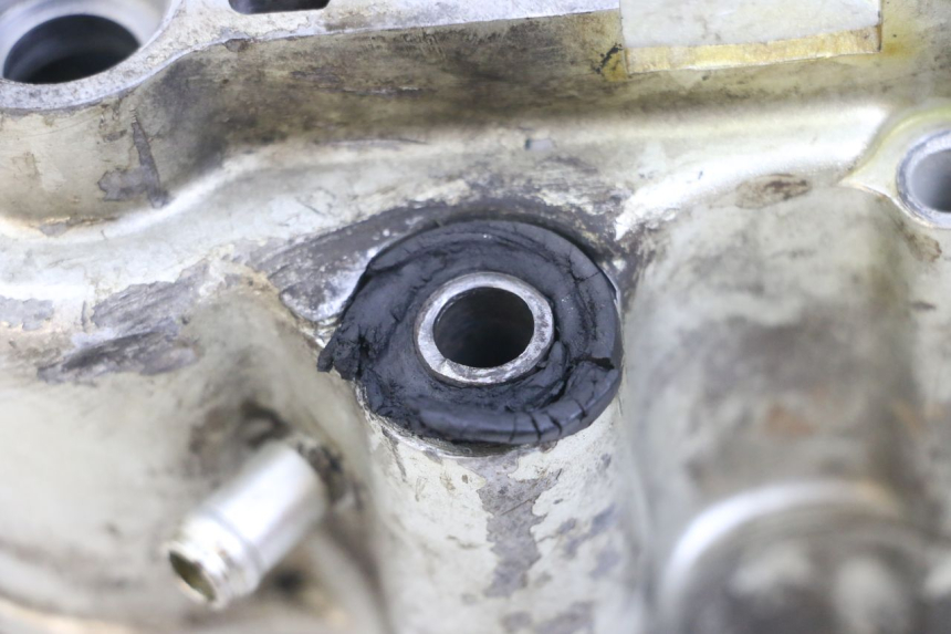 photo de CÁRTER DE MOTOR INFERIOR LONCIN DIRT BIKE 125 - Zoom estado de uso