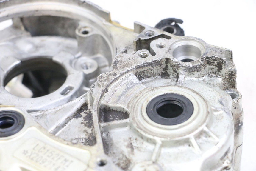 photo de CÁRTER DE MOTOR INFERIOR LONCIN DIRT BIKE 125 - Estado de la superficie y material