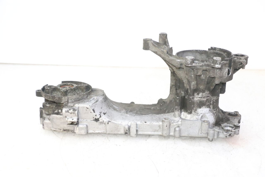 photo de CÁRTER DE MOTOR INFERIOR PEUGEOT ELYSTAR 50 (2002 - 2014) - Estado de la superficie y material