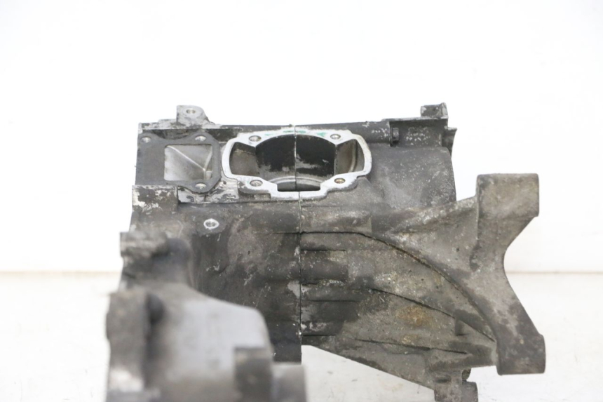 photo de CÁRTER DE MOTOR INFERIOR PEUGEOT ELYSTAR 50 (2002 - 2014) - Recambio usado revisado
