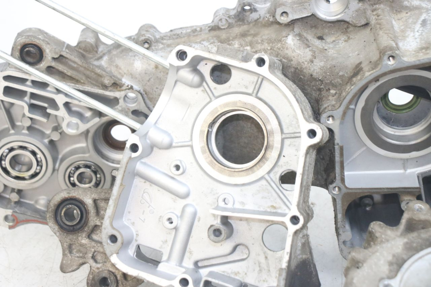 photo de CÁRTER DE MOTOR INFERIOR JM MOTORS EVOLIS 4T 50 (2018 - 2022) - Primer plano de alta resolución