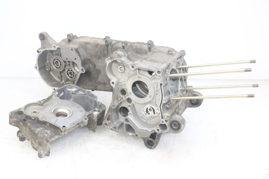 photo de CÁRTER DE MOTOR INFERIOR SYM FIDDLE 3 III 125 (2014 - 2020) - Zoom estado de uso