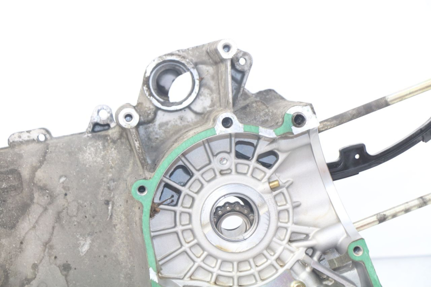 photo de CARTER PIAGGIO FLY 125 (2005 - 2012) - Estado de la superficie y material