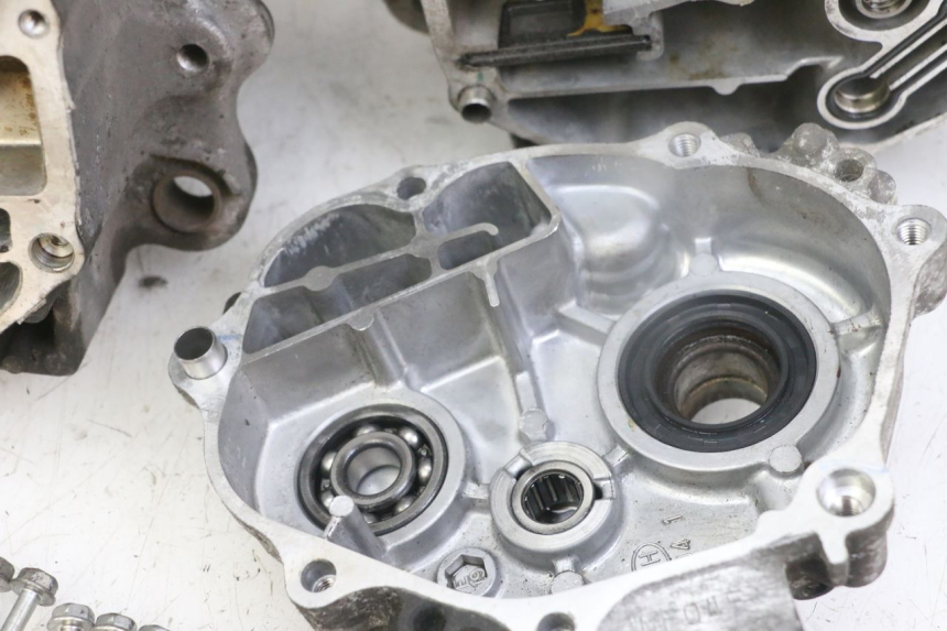 photo de CARTER HONDA FORZA ABS 300 (2013 - 2017) - Enfoque en la estructura