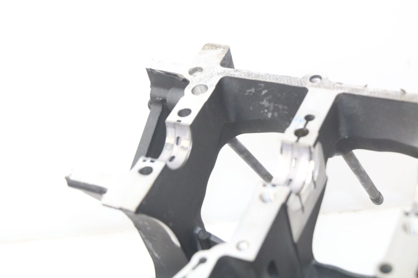 photo de CARTER YAMAHA FZ8 800 (2010 - 2016) - Zoom sobre los componentes