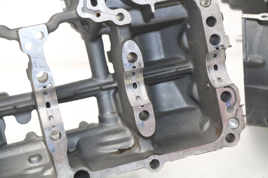 photo de CARTER YAMAHA FZ8 800 (2010 - 2016) - Enfoque en la estructura