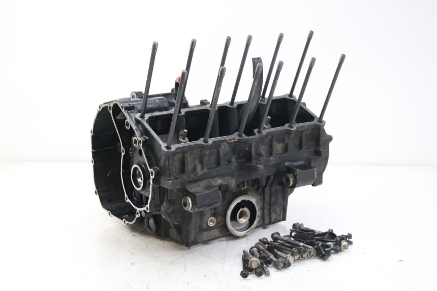 photo de CÁRTER DE MOTOR INFERIOR YAMAHA FZS FAZER 600 (2001 - 2003) - Vista principal