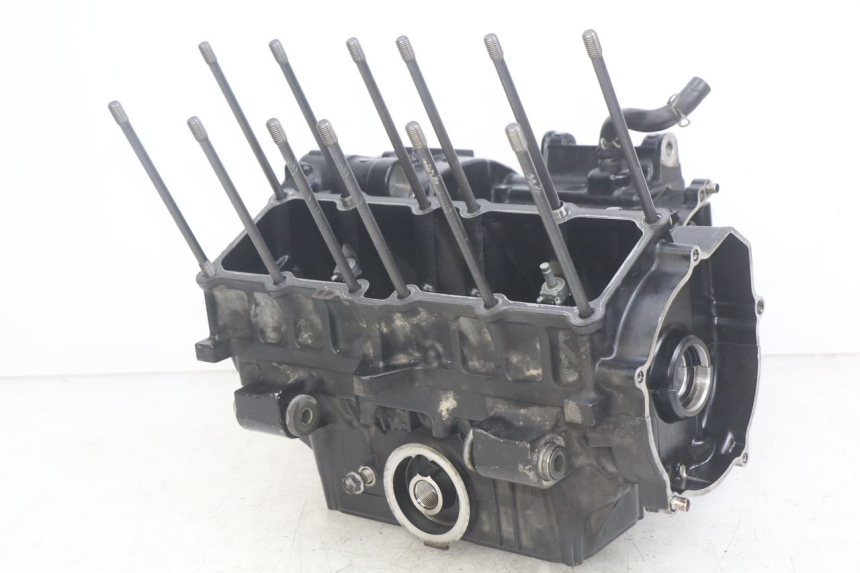 photo de CÁRTER DE MOTOR INFERIOR YAMAHA FZS FAZER 600 (1998 - 2001) - Vista principal