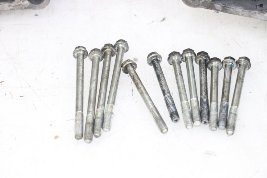 photo de CARTER HYOSUNG GF 125 (2001 - 2005) - Ángulo de visión alternativo