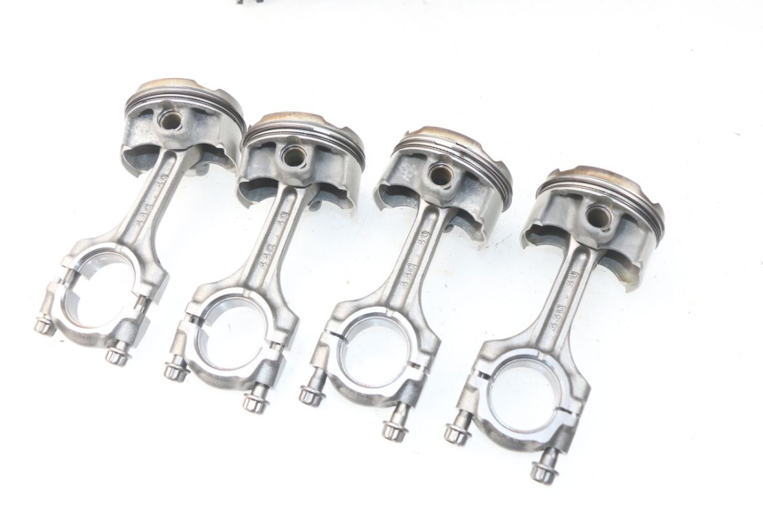 photo de CARTER SUZUKI GSR 600 (2005 - 2012) - Detalles de los puntos de fijación