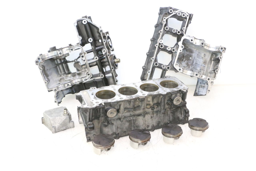 photo de CARTER SUZUKI GSR 600 (2005 - 2012) - Detalles de los puntos de fijación
