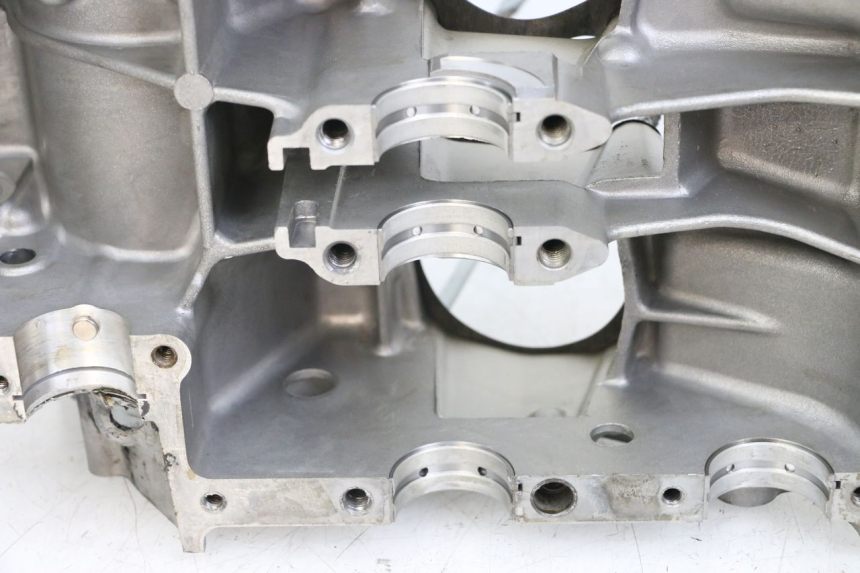 photo de CARTER SUZUKI GSX E 250 (1982 - 1983) - Enfoque en la estructura