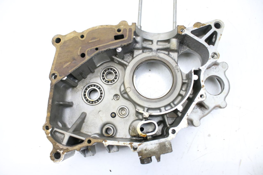 photo de CÁRTER DE MOTOR INFERIOR SYM HUSKY 125 (1999 - 2005) - Vista general del producto
