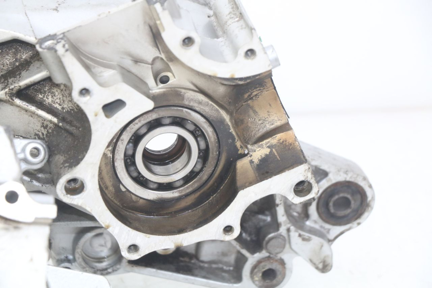 photo de CÁRTER DE MOTOR INFERIOR SYM JET EURO X 2T 50 (2003 - 2007) - Zoom sobre los componentes