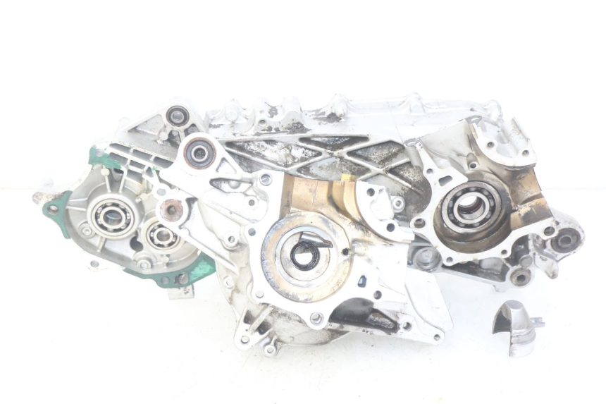 photo de CÁRTER DE MOTOR INFERIOR SYM JET EURO X 2T 50 (2003 - 2007) - Primer plano de alta resolución