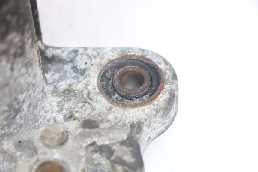 photo de CÁRTER DE MOTOR INFERIOR PEUGEOT KISBEE 4T 50 (2018 - 2022) - Otra perspectiva