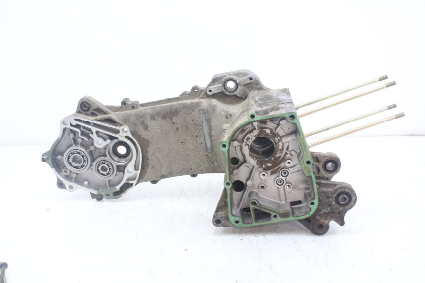 photo de CÁRTER DE MOTOR INFERIOR PEUGEOT KISBEE 4T 50 (2010 - 2017) - Vista general del producto