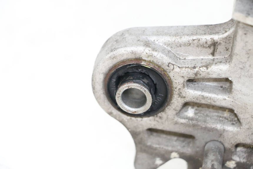 photo de CÁRTER DE MOTOR INFERIOR PEUGEOT KISBEE 4T 50 (2018 - 2022) - Inspección visual detallada