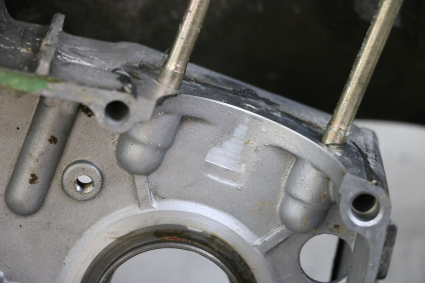 photo de CÁRTER DE MOTOR INFERIOR PEUGEOT KISBEE 4T 50 (2018 - 2022) - Marcados y referencias originales