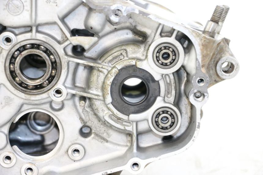 photo de CÁRTER DE MOTOR INFERIOR KAWASAKI KX 85 (2014 - 2021) - Estado de la superficie y material