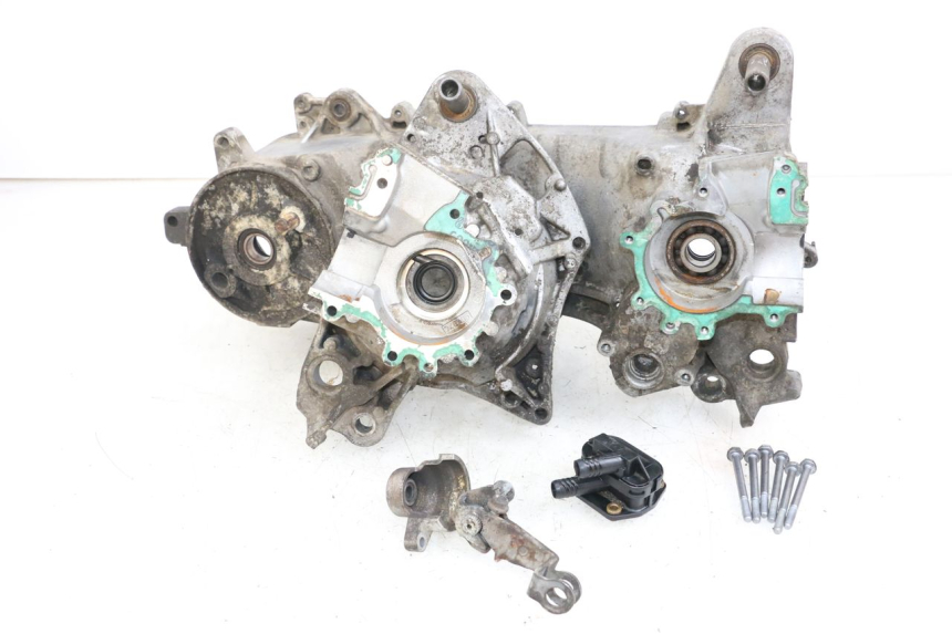 photo de CÁRTER DE MOTOR INFERIOR PEUGEOT LUDIX 50 (2008 - 2017) - Detalle de la pieza