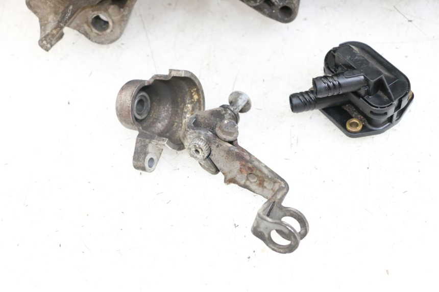 photo de CÁRTER DE MOTOR INFERIOR PEUGEOT LUDIX 50 (2008 - 2017) - Características distintivas