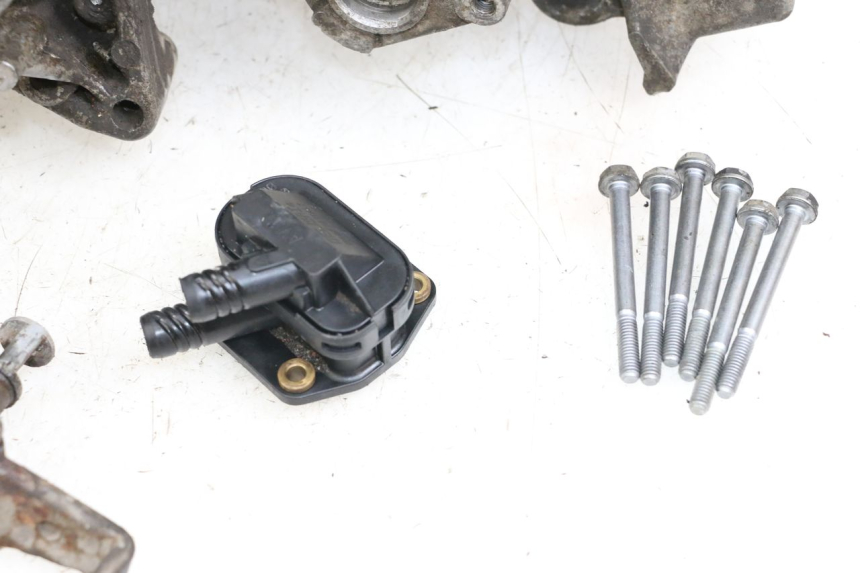 photo de CÁRTER DE MOTOR INFERIOR PEUGEOT LUDIX 50 (2008 - 2017) - Zoom sobre los componentes