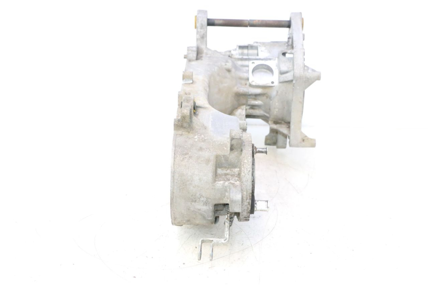 photo de CÁRTER DE MOTOR INFERIOR PEUGEOT LUDIX 50 (2005 - 2007) - Primer plano de alta resolución
