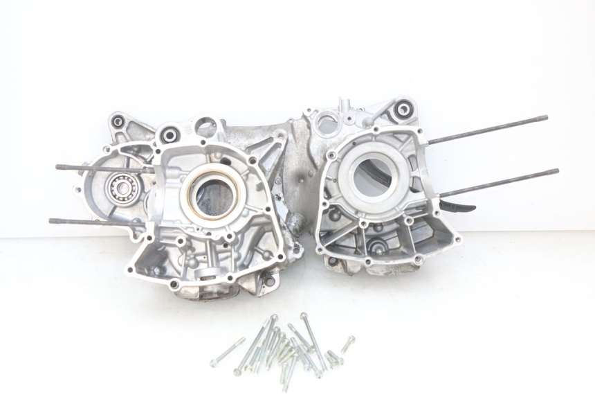 photo de CÁRTER DE MOTOR INFERIOR YAMAHA N-MAX NMAX 125 (2017 - 2020) - Perfil de la pieza de repuesto