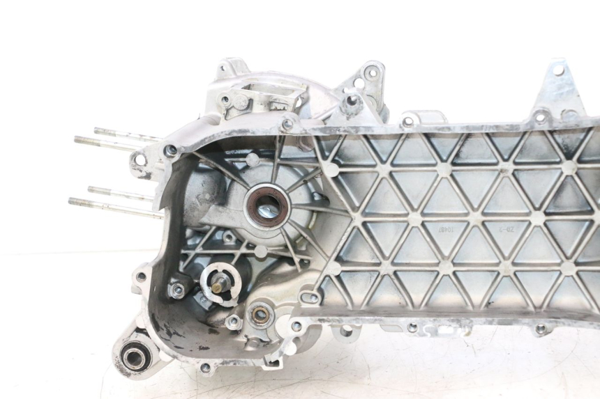 photo de CÁRTER DE MOTOR INFERIOR PIAGGIO NEW TYPHOON 50 (2018 - 2021) - Otra vista del artículo