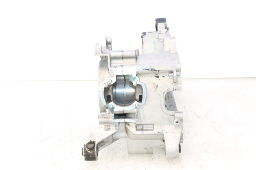photo de CÁRTER DE MOTOR INFERIOR PIAGGIO NEW TYPHOON 50 (2018 - 2021) - Recambio usado revisado