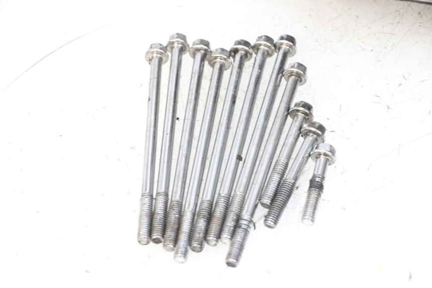 photo de CÁRTER DE MOTOR INFERIOR SYM ORBIT III 3 4T 50 (2018 - 2021) - Primer plano técnico