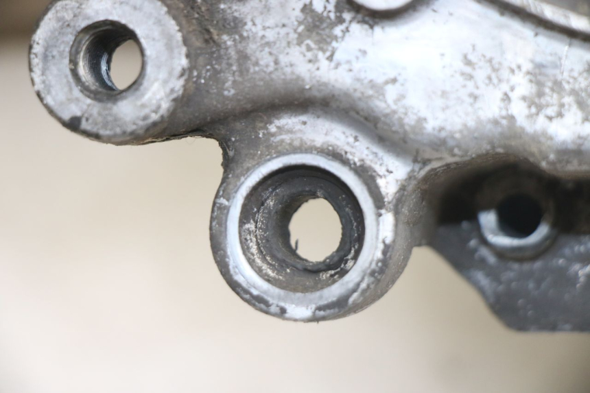 photo de CÁRTER DE MOTOR INFERIOR HONDA PCX (JF28) 125 (2009 - 2011) - Primer plano técnico