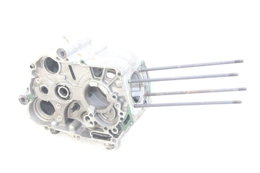 photo de CÁRTER DE MOTOR INFERIOR YCF PILOT 125 - Vista principal