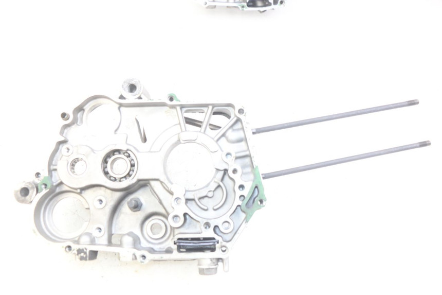 photo de CÁRTER DE MOTOR INFERIOR YCF PILOT 125 - Foto de producto adicional